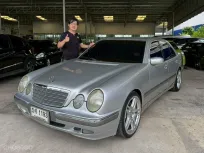 Mercedes-Benz E200 Kompressor W210 2.0i ปี 2001 สีเทา