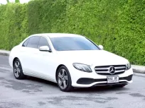 2017 Mercedes-Benz E-Class 2.0 E220d รถเก๋ง 4 ประตู รถบ้านมือเดียว ไมล์น้อย 
