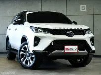 2024 Toyota FORTUNER 2.4 Legender SUV Black Top AT ไมล์แท้ 4 หมื่น รับประกัน 3 ปี 100,000 KM B4020