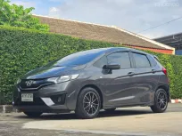 Honda Jazz 1.5 S 2015 รถวัยรุ่นสุดฮิต สภาพใหม่มาก