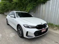 2023 BMW 3 Series 2.0 320Li รถเก๋ง 4 ประตู รถบ้านแท้ ไมล์น้อย มือเดียวป้ายแดง  