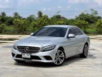 Mercedes-Benz C-Class C220d Avantgarde 2019 รถบ้านพร้อมใช้งาน ไมล์น้อย มือเดียวป้ายแดง  