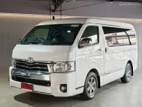 Toyota Ventury 2.7 ปี 2019 รถใหม่ป้ายแดง สภาพเหมือนออกศูนย์ 
