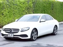 Mercedes-Benz E-Class E220d 2017 ไมล์น้อย 76,xxx กม. รถศูนย์  มือเดียวป้ายแดง  