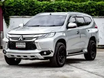 Mitsubishi Pajero Sport 2.4 4WD ปี 2015 รถบ้านมือเดียว ป้ายแดง