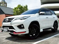 2017 Toyota FORTUNER 2.8  TRD Sportivo SUV