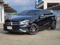 MERCEDES-BENZ A180 1.6 Style 2014