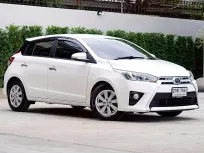 Toyota YARIS 1.2 G รถเก๋ง 5 ประตู ออกรถฟรี