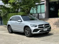 2022 BENZ GLC 220D AMG รถมือเดียวออกป้ายแดง รถวิ่งน้อย เข้าศูนย์ทุกระยะ ไม่เคยมีอุบัติเหตุครับ