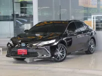 Toyota CAMRY 2.5 HEV Premium Luxury ปี 2023 Warrantyถึง2028 สวยสภาพป้ายแดง ไมล3x,xxxโล ฟรีดาวน์