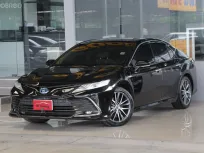 Toyota CAMRY 2.5 HEV Premium Luxury ปี 2022 รถบ้านมือเดียว Warranty2027 ใช้น้อยเข้าศูนย์ ฟรีดาวน์