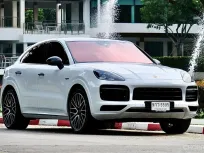 โอกาสดี Porsche Cayenne 3.0 E-Hybrid Coupe ปี 2022 รถบ้านสวย ไมล์น้อย  
