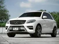 Benz ML250 CDI ปี 2012  SUV ประหยัด ขับสนุก มือเดียวป้ายแดง