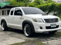 Toyota Hilux Vigo 2.5 ปี 2015 เกียร์ธรรมดา ราคาถูก