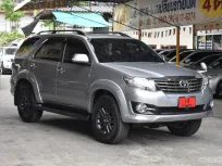 2016 Toyota Fortuner 2.7 V Midnight Shine