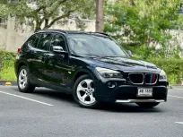 BMW X1 sDrive18i ปี2012  เกียร์ออโต้ สีดำ เบนซิน