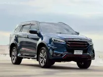 Isuzu MU-X 3.0  4WD 2023 สีน้ำเงิน Glacier Blue สวยงาม  รถสวย ไมล์น้อย มือเดียวป้ายแดง  