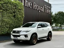 Toyota Fortuner 2.4 G ปี 2020 รถบ้านมือเดียว ป้ายแดง ไมล์น้อย เจ้าของขายเอง  