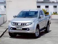 Mitsubishi Triton Megacab 2.4 GLS Limited Plus เกียร์ M/T สีบรอนซ์เทา ปี 2015 