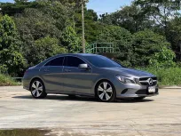 Mercedes-Benz CLA-Class CLA200 2017 สภาพดี ไมล์น้อย 