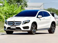 Mercedes-Benz GLA 250 AMG  7A/T ปี 2016 จด 2017