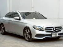 2017 Mercedes-Benz E-Class 2.0 E220d รถเก๋ง 4 ประตู ออกรถง่าย 