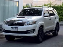 2015 Toyota Fortuner 2.5 V SUV เจ้าของขายเอง รถสวย ไมล์แท้  