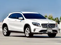 Mercedes-Benz GLA 200 AMG Dynamic 1.6 7A/T ปี 2019