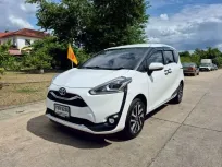 TOYOTA SIENTA 1.5 V ออโต้ ปี 2021