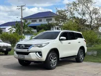 ขายรถ Toyota Fortuner 2.4 V ปี 2015 สภาพดี ราคาถูก