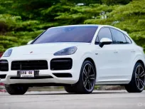 Porsche Cayenne 3.0 E-Hybrid Coupe ปี 2024 ไมล์น้อยเพียง 7,591 กม.