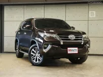 2019 Toyota FORTUNER 2.8 V SUV AT ไมล์แท้ ตัวรถมีของแต่งและอัพเกรดช่วงล่างมาแล้ว B8490
