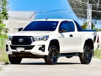 TOYOTA Hilux Revo Cab ROCCO 2.4 6A/T ปี 2018 จด 2019