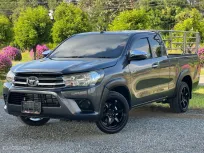 TOYOTA HILUX REVO 2.4 J PLUS Smart cab M/T ปี2017 สีเทา