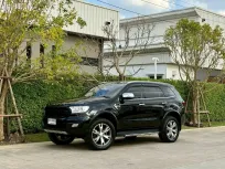Ford Everest 3.2 Titanium 2017 รถบ้านสภาพดีเยี่ยม 