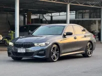 2021 BMW 3 Series 2.0 330e รถเก๋ง 4 ประตู รถบ้านมือเดียว 