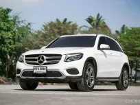 Benz GLC220d 4MATIC 4WD ปี 2019  รถมือเดียวป้ายแดง  ดีเซลประหยัดน้ำมัน 