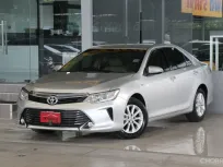 2017 Toyota CAMRY 2.0G รถเก๋ง 4 ประตู 