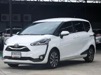 2020 Toyota Sienta 1.5 V รถครอบครัว 7 ที่นั่ง 