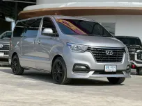 Hyundai H-1 2.5 Touring 2018 ไมล์แท้ ราคาพิเศษ