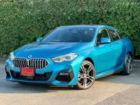 2022 BMW 2 Series 2.0 220i รถเก๋ง 4 ประตู รถสวย ไมล์น้อย 6,000 km.ยังไม่จดทะเบียน สภาพป้ายแดง 