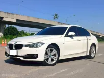 BMW 320d Sport F30 ดีเซล ปี 2013 สีขาว เบาะแดง