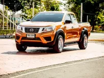 2015 Nissan Navara 2.5 รถกระบะ 