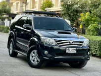 2012 Toyota Fortuner 3.0 V 4WD SUV ออกรถฟรี