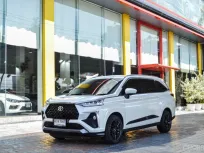 Toyota Veloz 1.5 Premium Wagon เบาะ 3 แถว ปี 2023 แท้