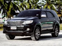 Toyota Fortuner 2.7V 2011 รถครอบครัว 7 ที่นั่ง