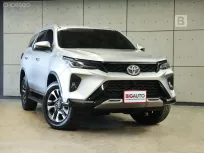 2022 Toyota FORTUNER 2.4 Leader V 4WD SUV AT ไมล์แท้ 7 หมื่น รับประกัน 5 ปี 150,000KM B1858