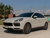 2024 Porsche Cayenne e-hybrid Coupe  Platinum Edition