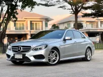 Mercedes-Benz E-Class E300 W212 ปี 2014 รถเจ้าของเดียว หลังคาแก้ว รถสวย ไมล์แท้  