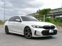 BMW 3 Series 320d M sport Lci Top 2023 ไมล์น้อยเพียง 30,000  มือเดียวป้ายแดง เจ้าของขายเอง 